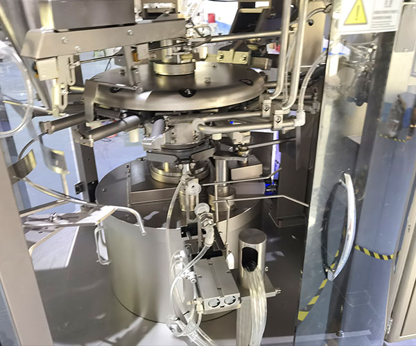 全自動組合秤包裝機(jī)細(xì)節(jié)展示