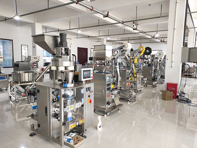 自動包裝機設(shè)備展示